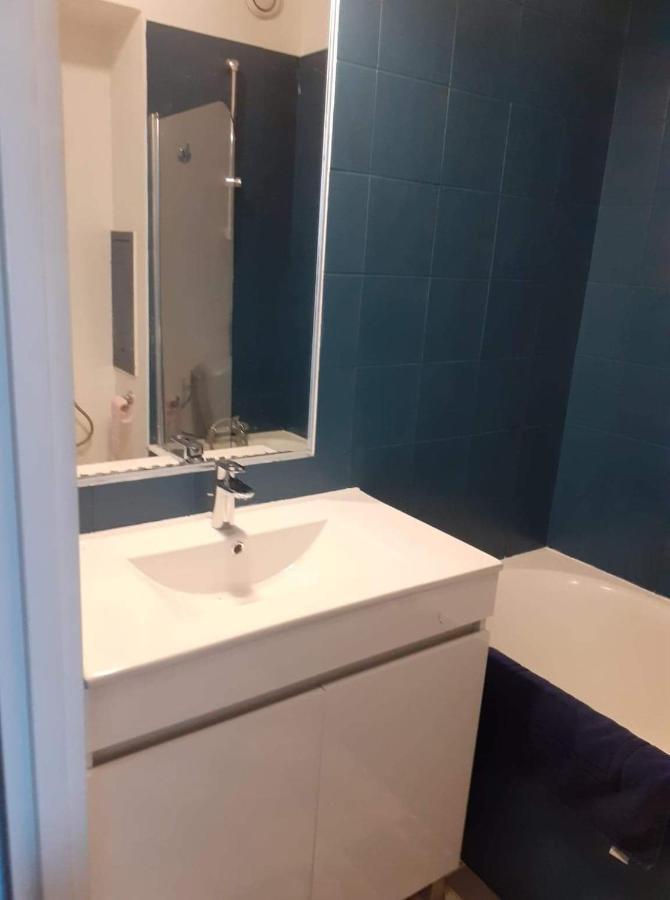 Apartmán Studio 4 Personnes Avec Vue Sur Le Port Hyères Exteriér fotografie