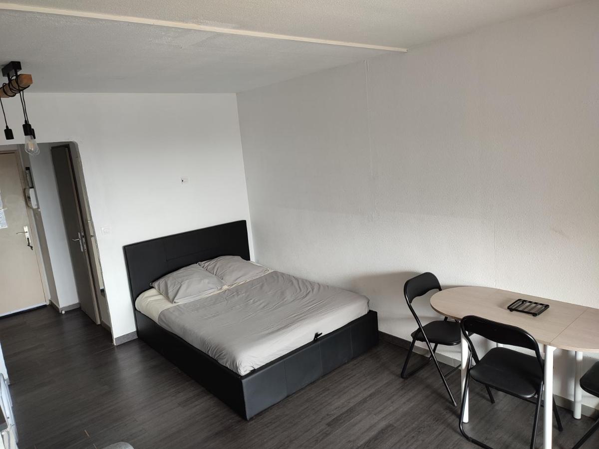 Apartmán Studio 4 Personnes Avec Vue Sur Le Port Hyères Exteriér fotografie